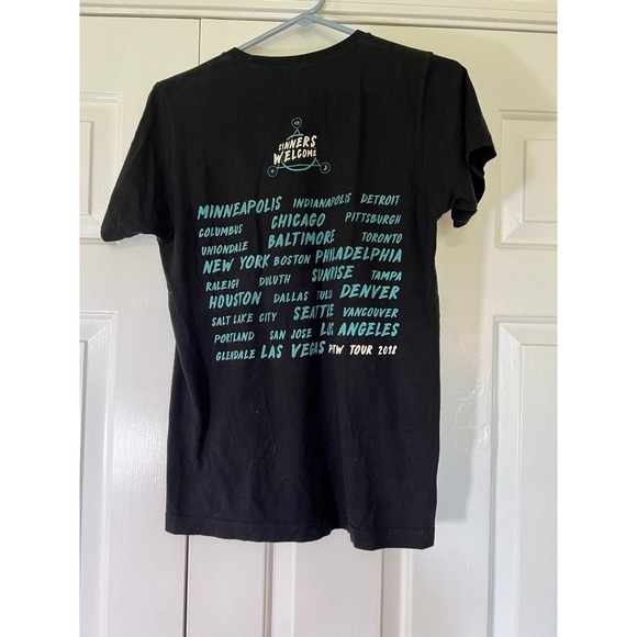 2018 Panic at the Disco concert tshirt - Picture 2 of 3